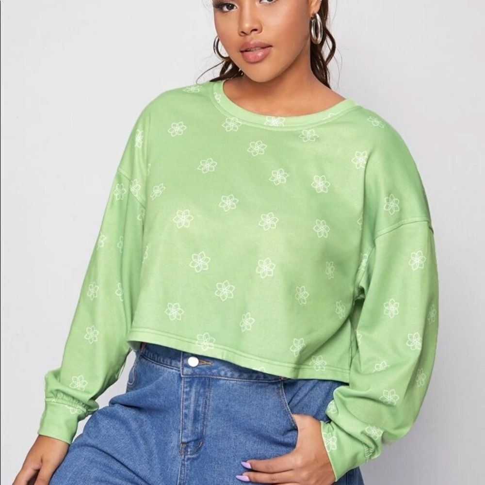 Green sweatshirt  